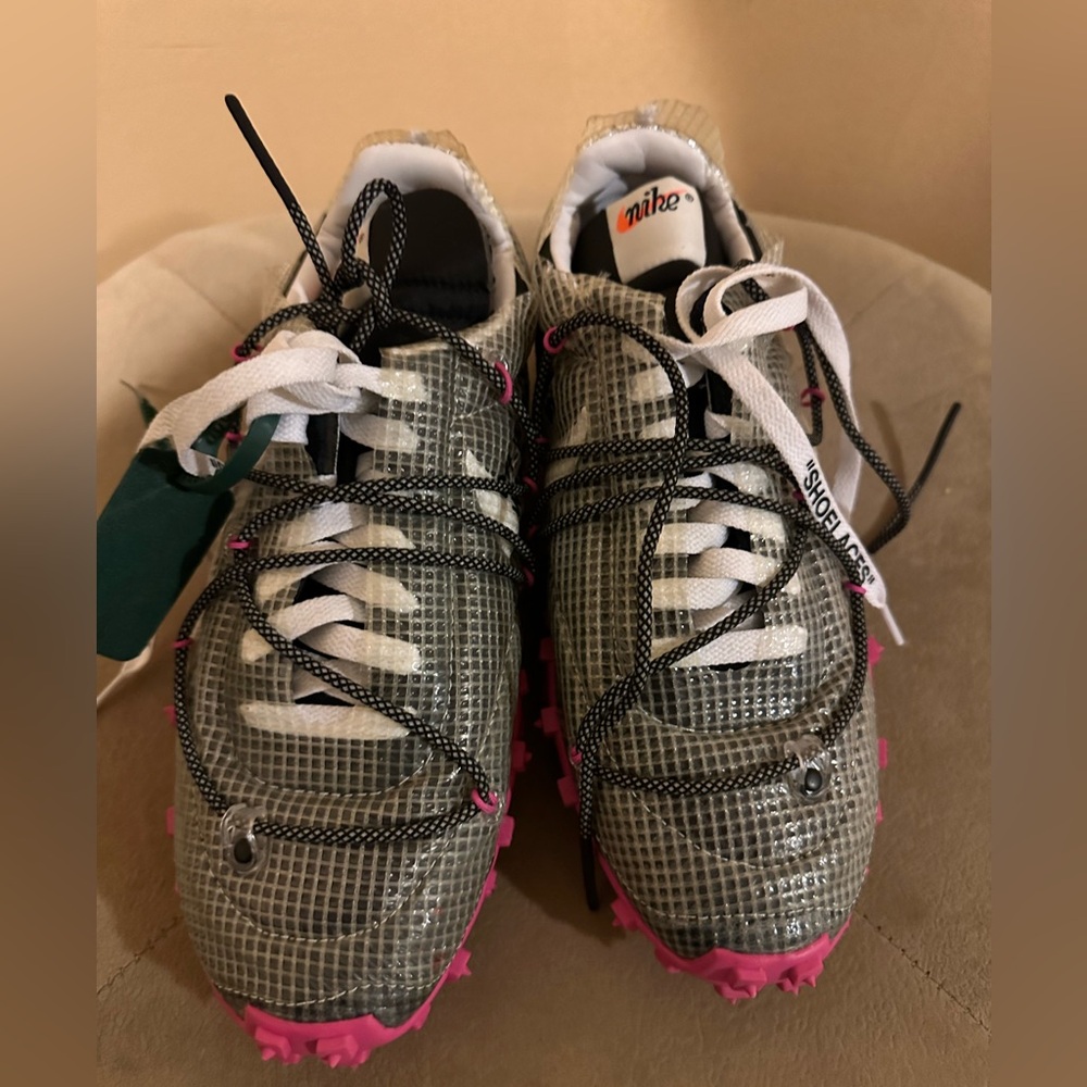 Off-white waffle racer